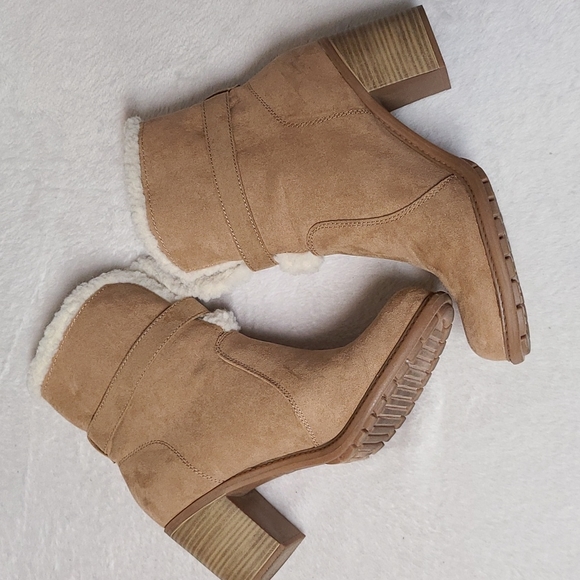 💥SALE💥Ankle Boots Tan Soft Size 9.5 Womens🧡 - Picture 7 of 7